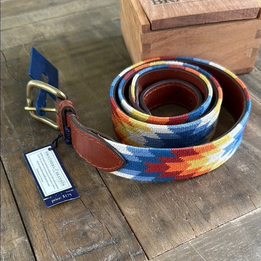 NWT Smathers & Branson starburst needlepoint belt